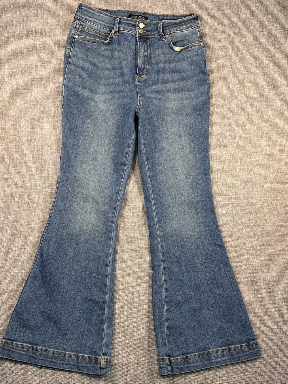 Judy Blue Medium Blue High-Rise Flare Jeans